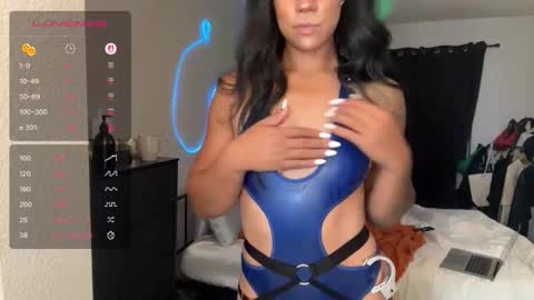 Snapshot of the_dahli_mama chatting on 11, 10, 2025 the_dahli_mama online show from 11, 10, 2025