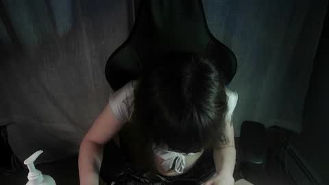 Snapshot of the_dough_nut chatting on 31, 5, 2026 The Dough-Nut online show from 31, 5, 2026