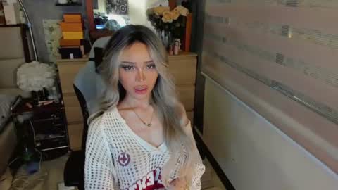 Snapshot of the_enchantressxx chatting on 22, 6, 2026 nabi butterfly online show from 22, 6, 2026