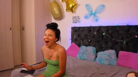 Snapshot of the_galactics_show chatting on 17, 1, 2025 Emily - April online show from 17, 1, 2025