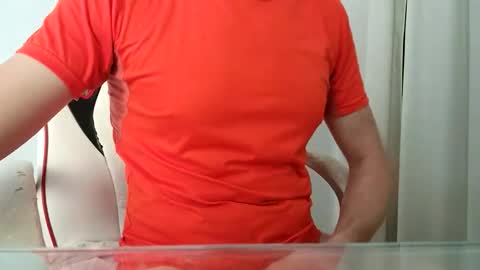 Snapshot of the_hard_baguette chatting on 20, 10, 2025 La Baguette dure online show from 20, 10, 2025