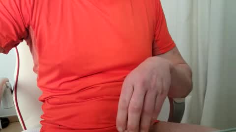 Snapshot of the_hard_baguette chatting on 19, 2, 2026 La Baguette dure online show from 19, 2, 2026