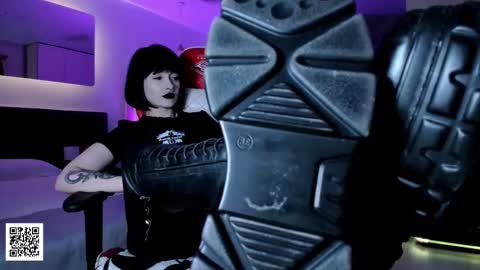 Goddess Misha online show from 29, 10, 2025