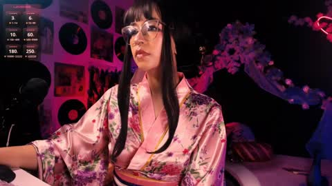 Snapshot of the_kitty_roxy chatting on 9, 1, 2025 ... ... online show from 9, 1, 2025