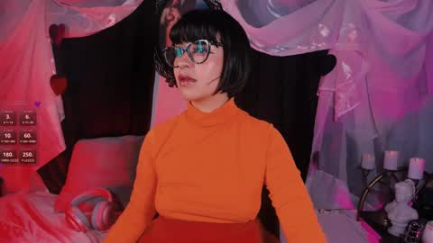 Snapshot of the_kitty_roxy chatting on 18, 2, 2025 ... ... online show from 18, 2, 2025