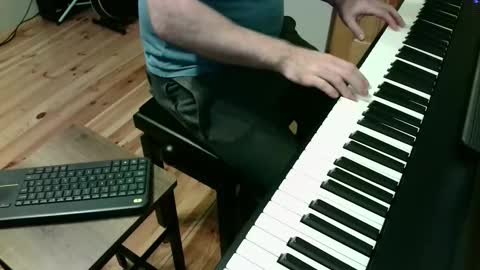 Snapshot of the_naked_pianists chatting on 12, 10, 2025 Stephan 34 Cassandra 25 online show from 12, 10, 2025