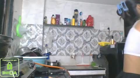 Snapshot of the_right_girl chatting on 8, 1, 2025 Suzan Sexy online show from 8, 1, 2025