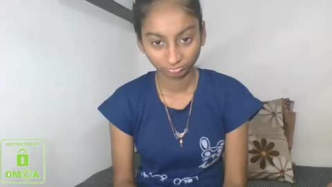 Snapshot of the_right_girl chatting on 14, 2, 2025 Suzan Sexy online show from 14, 2, 2025