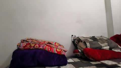 Snapshot of the_right_girl chatting on 15, 9, 2025 Suzan Sexy online show from 15, 9, 2025