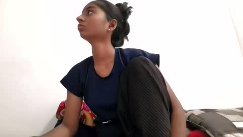 Snapshot of the_right_girl chatting on 16, 9, 2025 Suzan Sexy online show from 16, 9, 2025