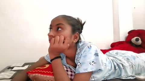 Snapshot of the_right_girl chatting on 24, 9, 2025 Suzan Sexy online show from 24, 9, 2025