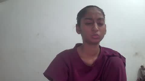 Suzan Sexy online show from 1, 4, 2026