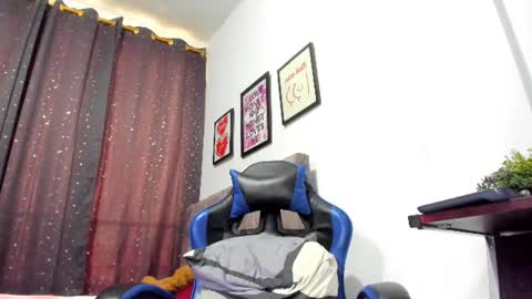the_skinnyguys online show from 5, 7, 2026