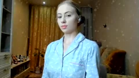 Snapshot of the_steel_magnolia_ chatting on 5, 1, 2025 Ally STREAMING ON TWITCH NOW Check my Twitter for updates online show from 5, 1, 2025