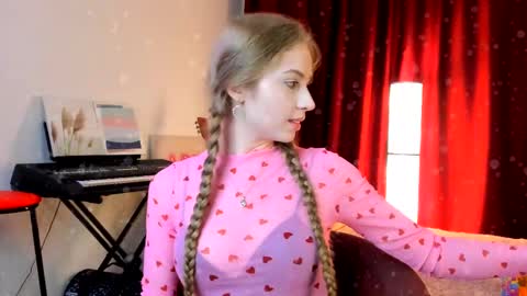 Snapshot of the_steel_magnolia_ chatting on 14, 2, 2025 Ally STREAMING ON TWITCH NOW Check my Twitter for updates online show from 14, 2, 2025