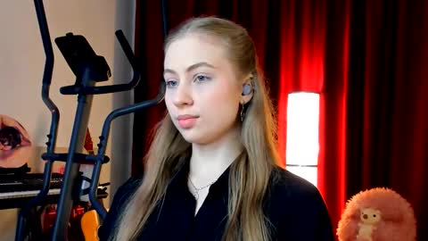 Snapshot of the_steel_magnolia_ chatting on 1, 10, 2025 Ally STREAMING ON TWITCH NOW Check my Twitter for updates online show from 1, 10, 2025