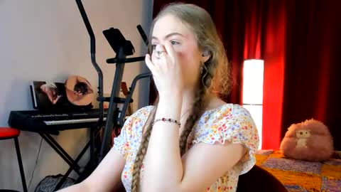 Snapshot of the_steel_magnolia_ chatting on 22, 10, 2025 Ally STREAMING ON TWITCH NOW Check my Twitter for updates online show from 22, 10, 2025