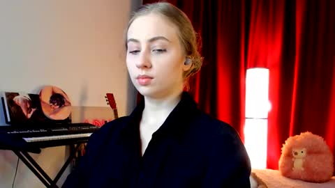 Snapshot of the_steel_magnolia_ chatting on 6, 11, 2025 Ally STREAMING ON TWITCH NOW Check my Twitter for updates online show from 6, 11, 2025