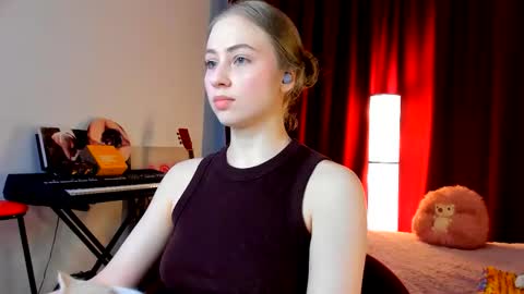 Snapshot of the_steel_magnolia_ chatting on 13, 11, 2025 Ally STREAMING ON TWITCH NOW Check my Twitter for updates online show from 13, 11, 2025