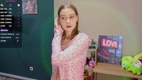 Vicky online show from 3, 5, 2026