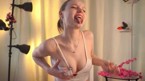 Emma online show from 15, 10, 2025