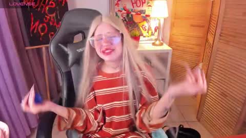 theangelykitty online show from 30, 1, 2025