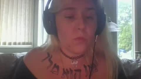 theauroramae -  online show from 29, 6, 2026