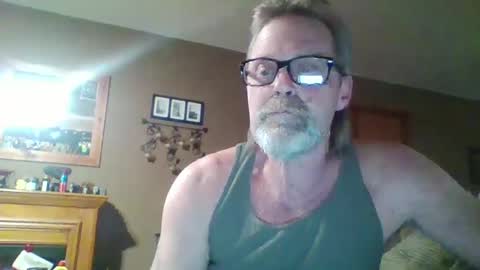 thebadguy66 online show from 4, 12, 2024