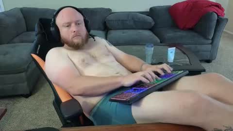 Snapshot of theballboy chatting on 16, 10, 2025 theballboy online show from 16, 10, 2025