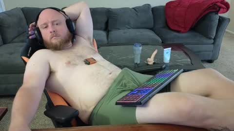 Snapshot of theballboy chatting on 18, 10, 2025 theballboy online show from 18, 10, 2025