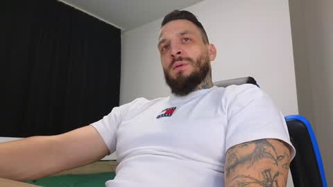 Snapshot of thebestmuscles chatting on 3, 12, 2024 John online show from 3, 12, 2024