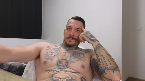 Snapshot of thebestmuscles chatting on 16, 12, 2024 John online show from 16, 12, 2024