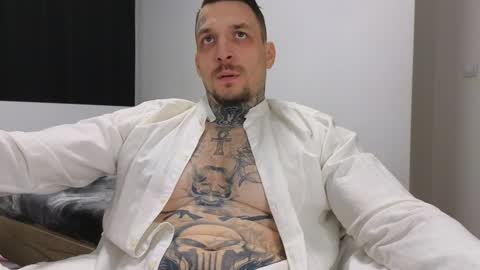 Snapshot of thebestmuscles chatting on 19, 12, 2024 John online show from 19, 12, 2024