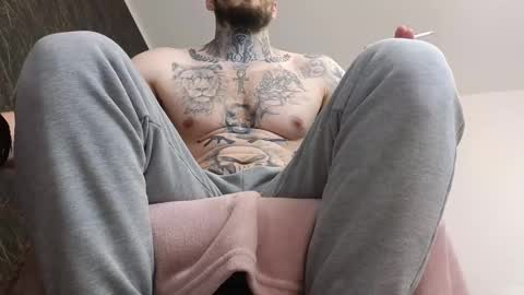 Snapshot of thebestmuscles chatting on 10, 2, 2025 John online show from 10, 2, 2025