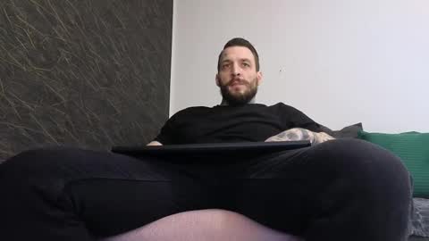 Snapshot of thebestmuscles chatting on 3, 3, 2025 John online show from 3, 3, 2025