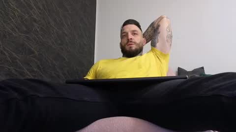 Snapshot of thebestmuscles chatting on 6, 3, 2025 John online show from 6, 3, 2025