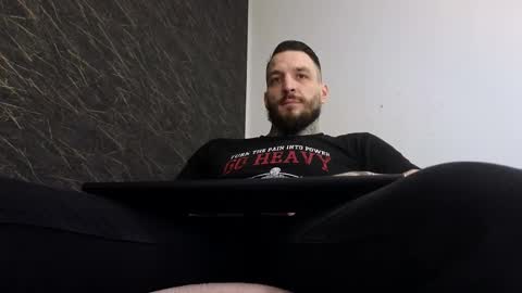 Snapshot of thebestmuscles chatting on 12, 3, 2025 John online show from 12, 3, 2025