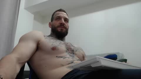 Snapshot of thebestmuscles chatting on 9, 1, 2026 John online show from 9, 1, 2026