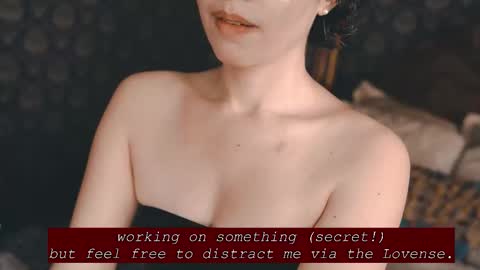 Joan online show from 1, 10, 2025