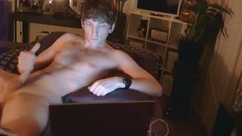 Snapshot of thechazz1 chatting on 15, 10, 2025 thechazz1 online show from 15, 10, 2025
