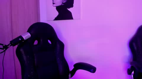 Snapshot of thecosmicgirl chatting on 10, 1, 2025 Alicia Alikath online show from 10, 1, 2025