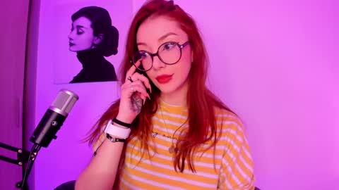 Snapshot of thecosmicgirl chatting on 22, 1, 2025 Alicia Alikath online show from 22, 1, 2025