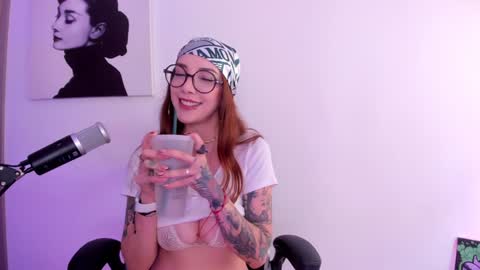 Snapshot of thecosmicgirl chatting on 11, 3, 2025 Alicia Alikath online show from 11, 3, 2025