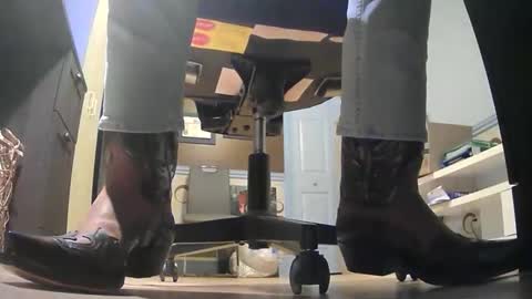 thecowboy_74 online show from 18, 12, 2025