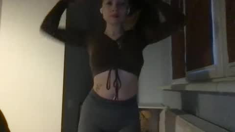 Crystal online show from 16, 2, 2025