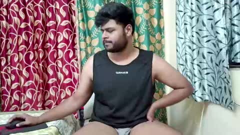 thecuteboyy online show from 25, 5, 2026