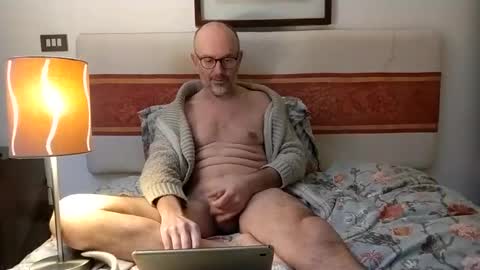 Snapshot of thedeardaddy chatting on 19, 2, 2025 Venice man online show from 19, 2, 2025
