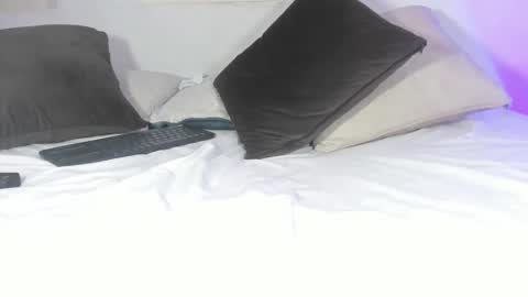 Snapshot of thedol1 chatting on 4, 12, 2024 Thedol1 online show from 4, 12, 2024