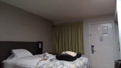 Snapshot of thedomman32 chatting on 8, 6, 2026 Dominick online show from 8, 6, 2026