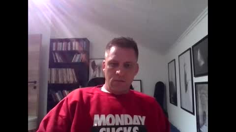 Snapshot of thedon2123 chatting on 16, 9, 2025 thedon2123 online show from 16, 9, 2025